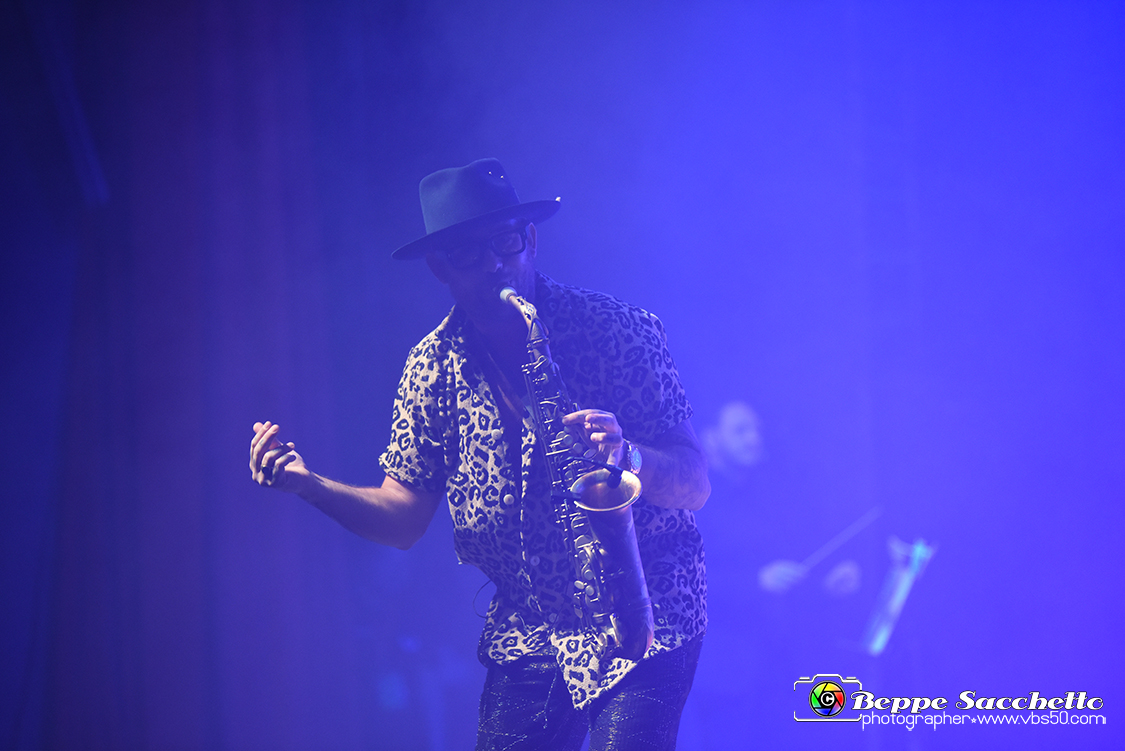 VBS_6340 - Concerto Jimmy Sax con The Symphonic Dance Orchestra.jpg